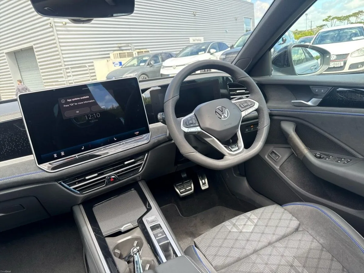 Volkswagen Passat Estate R-Line 2.0 TDI DSG 150HP - Image 3