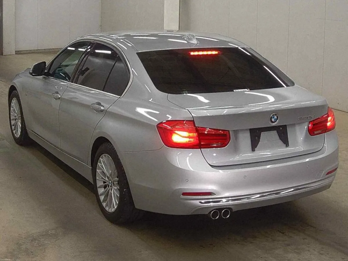 BMW 320D LUXURY AUTO 2017 - Image 3