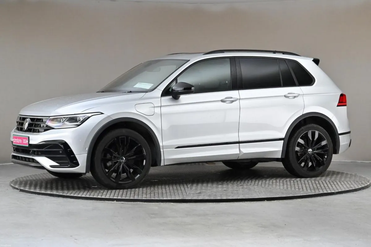 Volkswagen Tiguan 1.4 TSI DSG R-LINE BLACK EDITION - Image 4