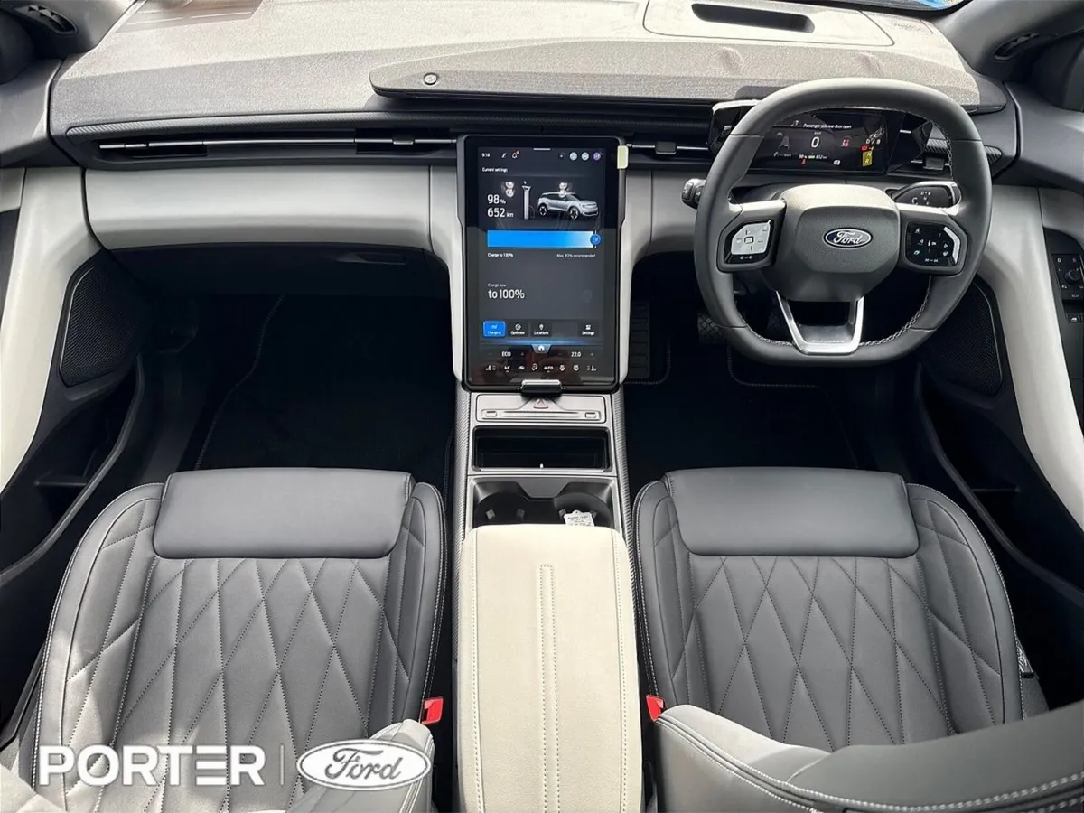 Ford Explorer *21" ALLOYS* *PREMIUM* UP TO 600KMS - Image 2