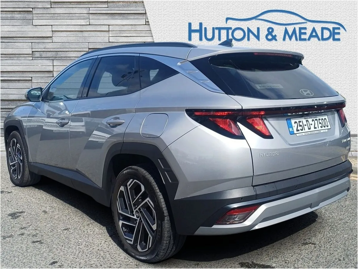 Hyundai Tucson Executive PHEV 1.6 Petrol 5dr - Image 3