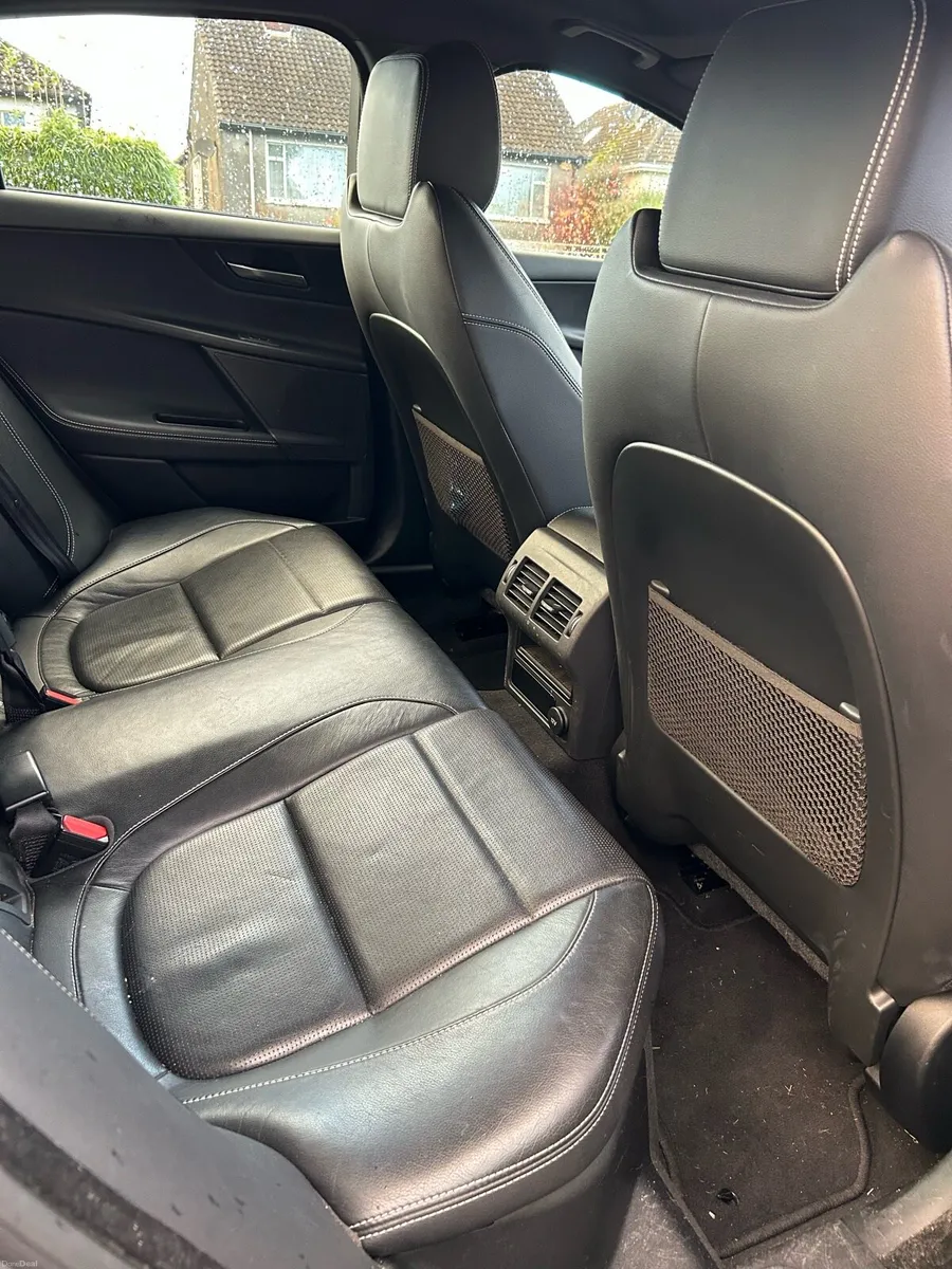 Jaguar XE Sport 2.0 Diesel Automatic - Image 5
