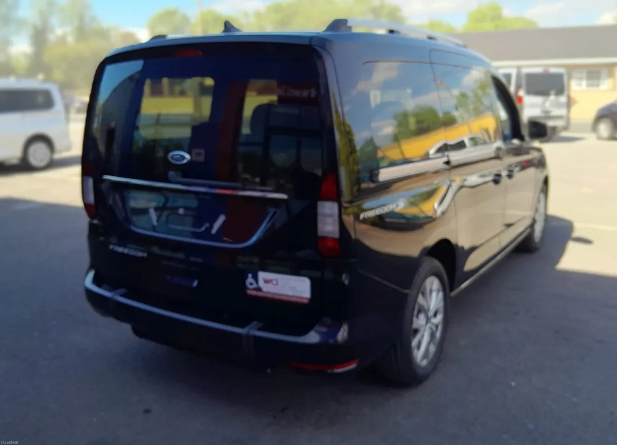 Wheelchair Taxi Ford Tourneo Connect 262 - Image 5