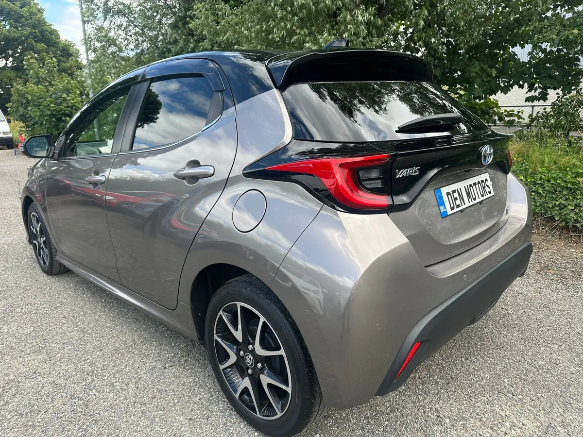 Toyota Yaris in best spec!!! - Image 2