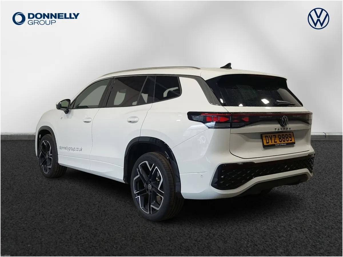 Volkswagen Tayron Diesel Estate R-Line - Image 3
