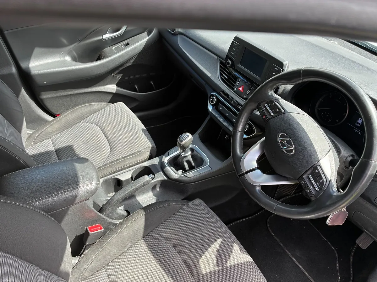 Hyundai i30 2018 - Image 4