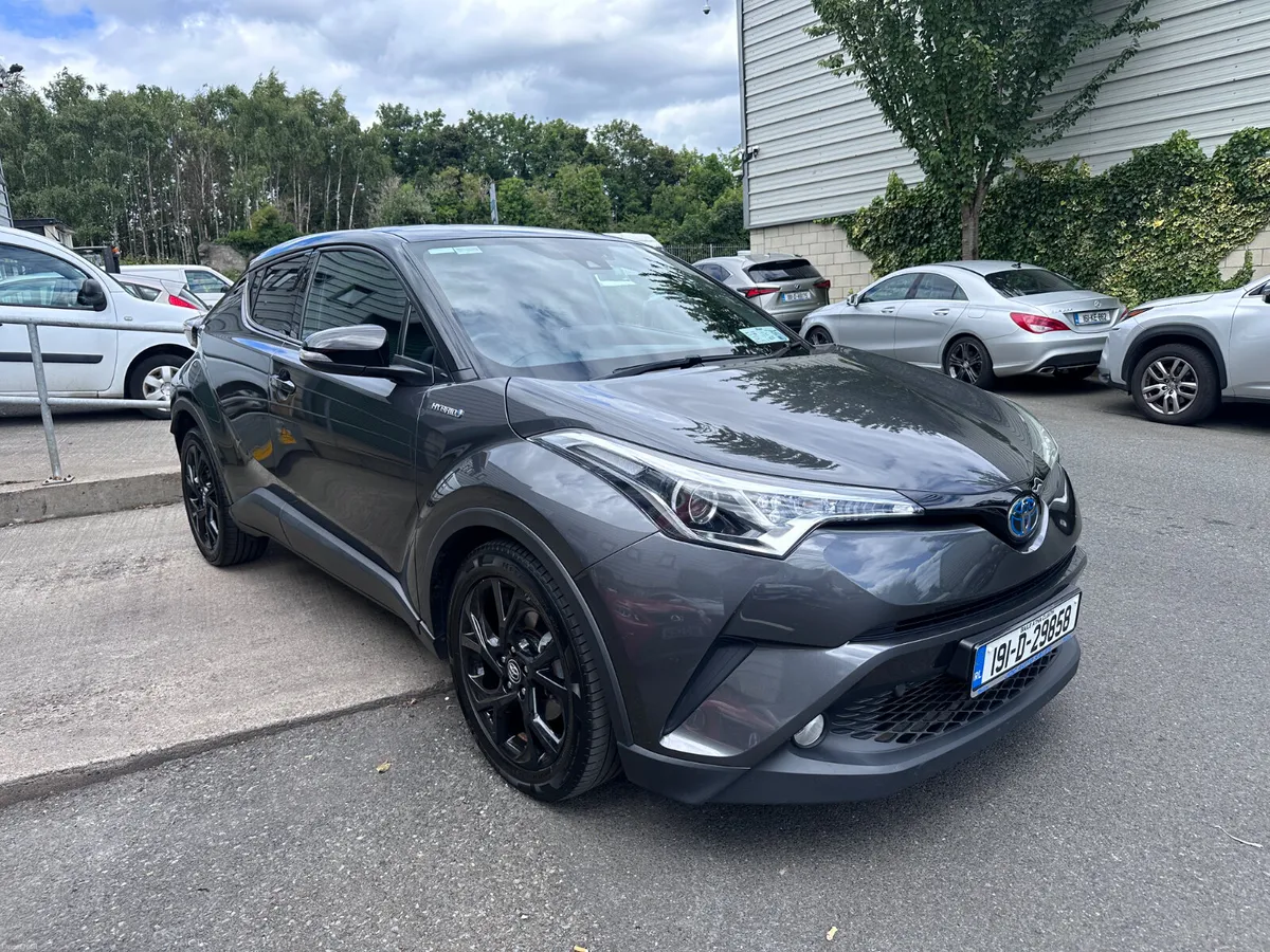 Toyota C-HR 1.8 Hybrid Luna Sport, 2019 - Image 4