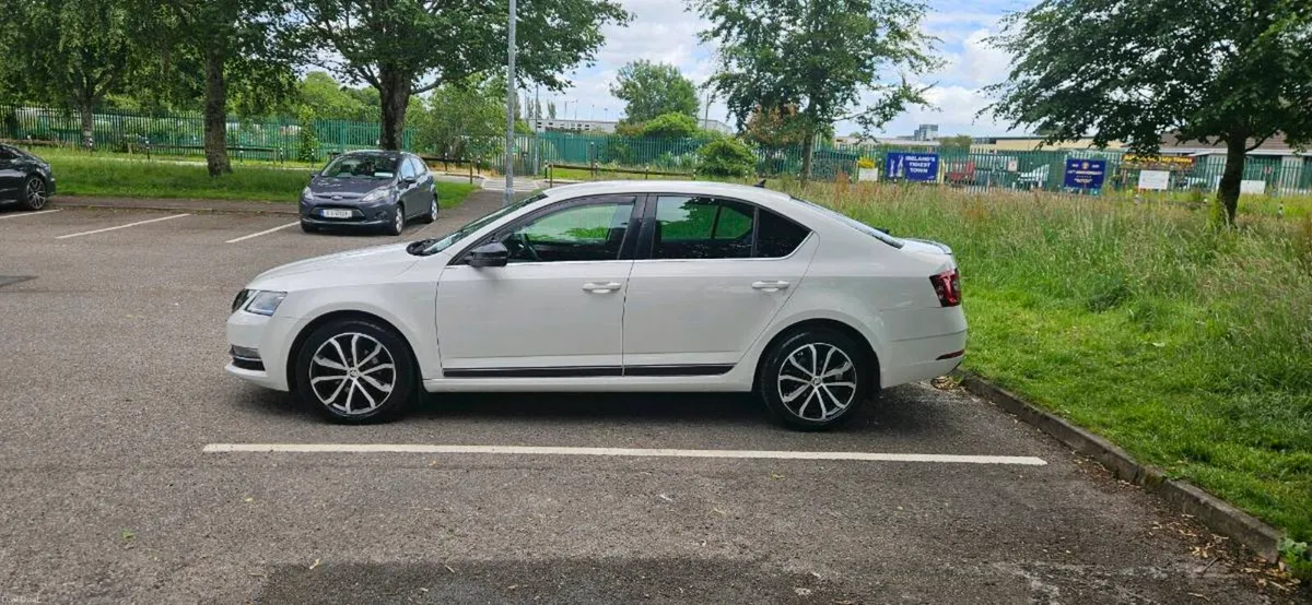 Skoda Octavia Comfort Line - Image 3