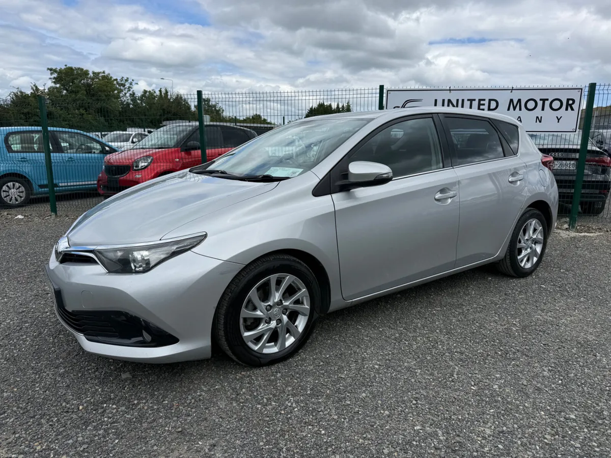 Toyota Auris 2016 - Image 1