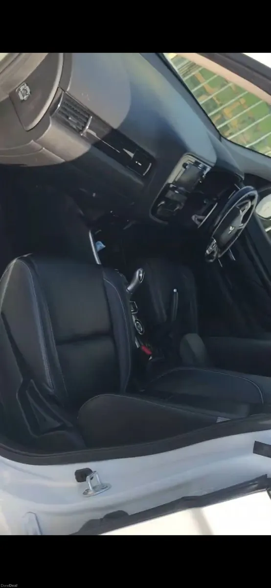 Mitsubishi Outlander 2016 - Image 3