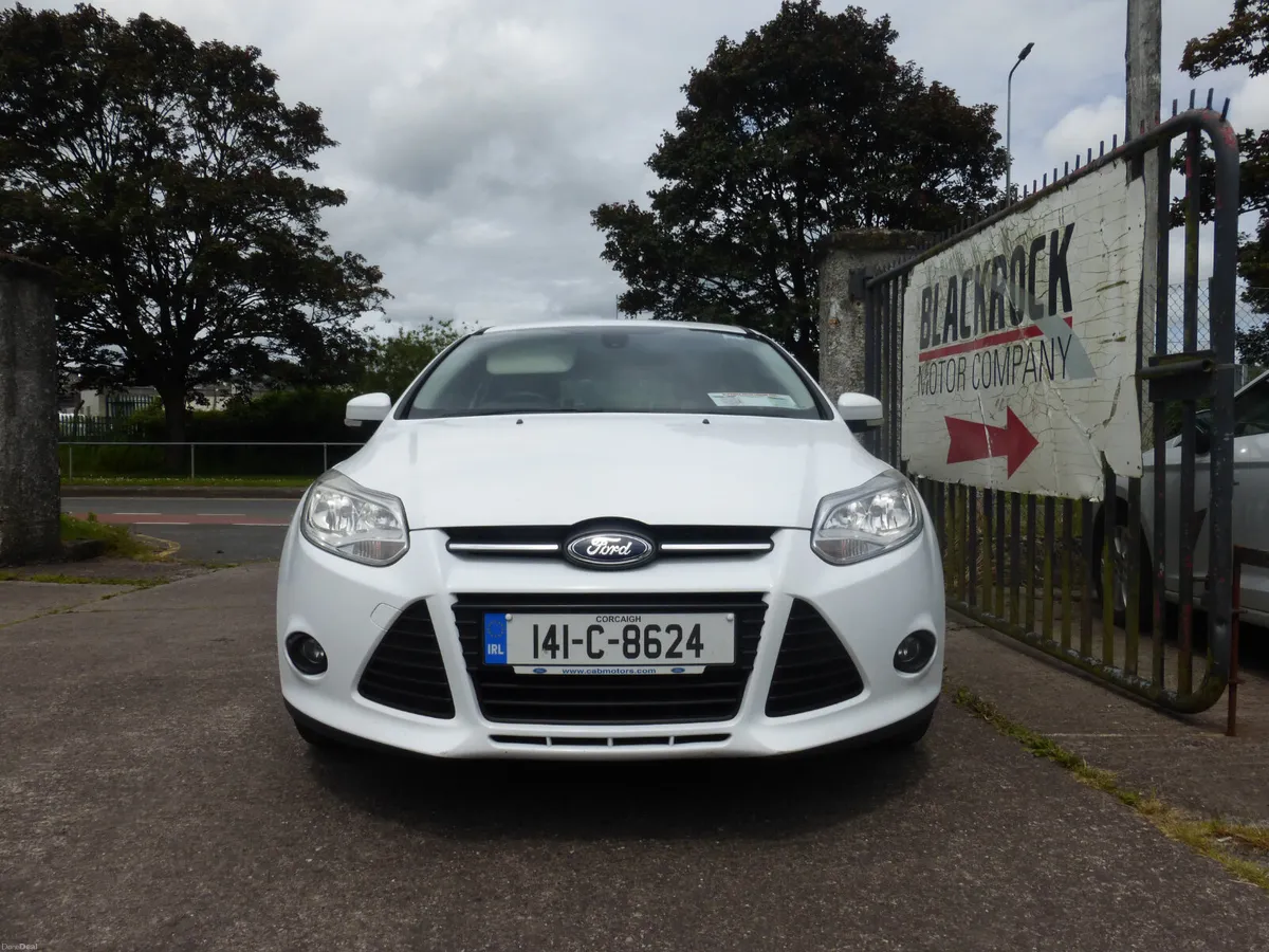 Ford Focus 2014 - Image 2