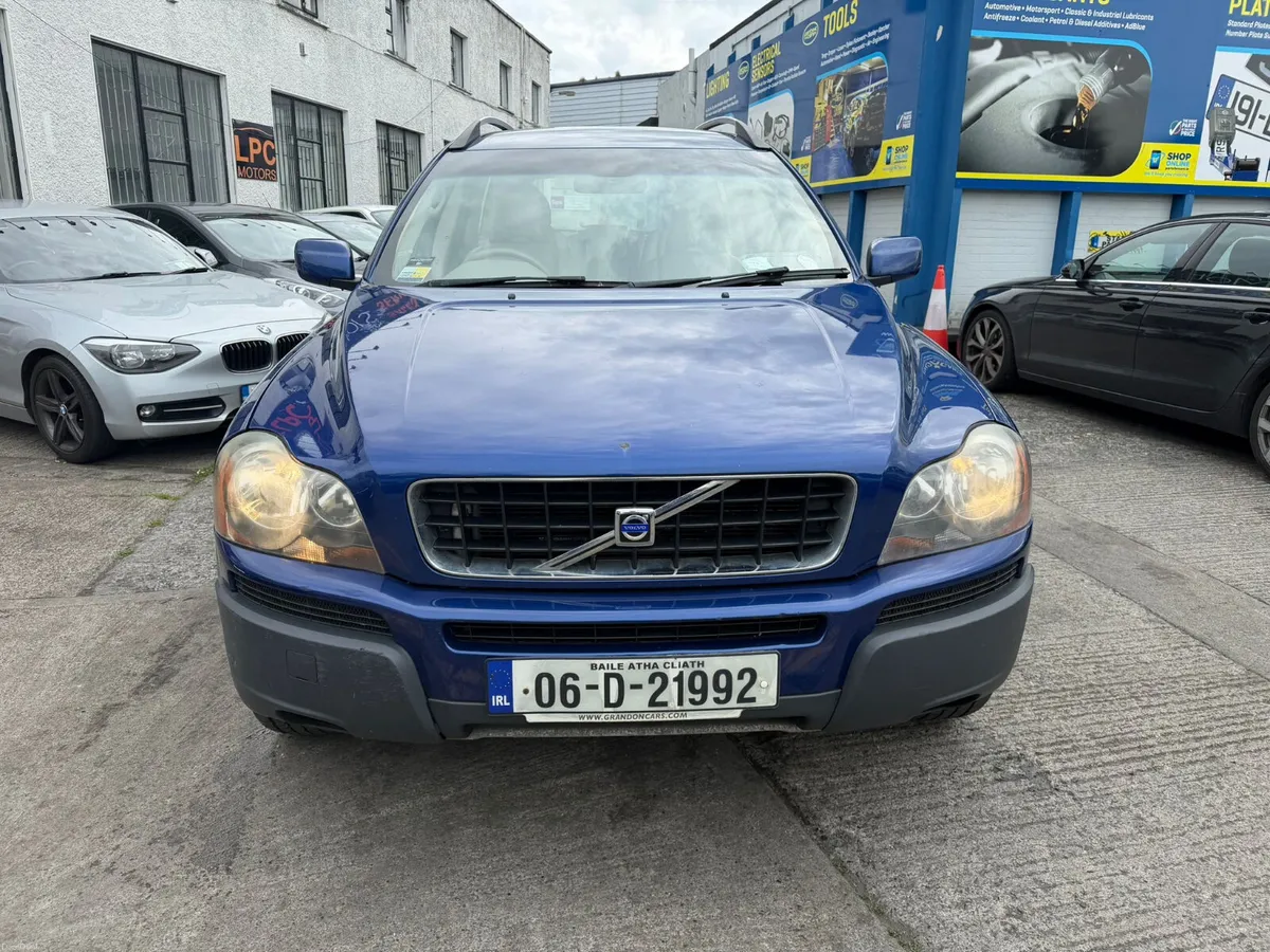 Volvo XC90 2006 automatic 4WD - Image 3