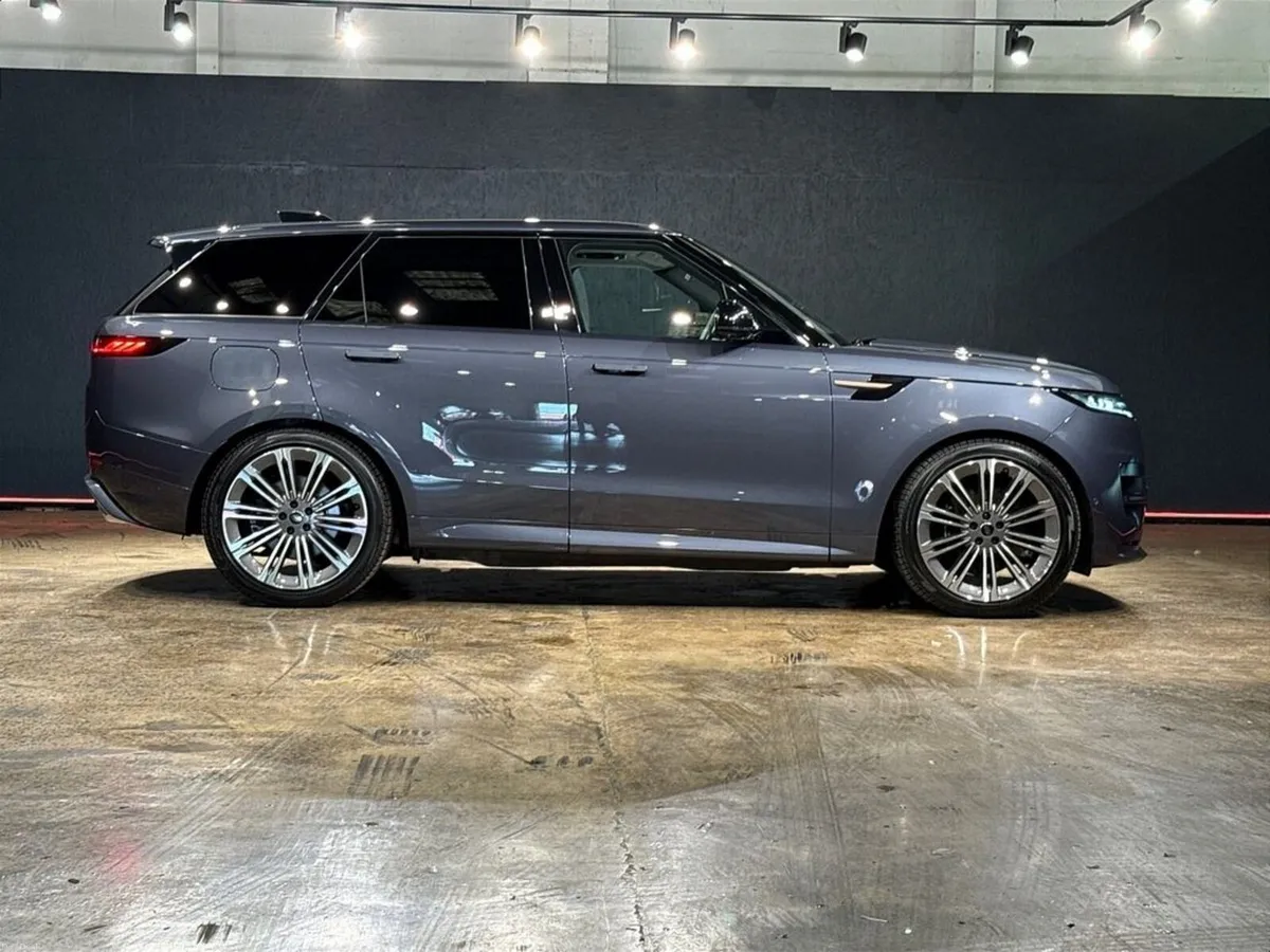 Land Rover Range Rover Sport SPORT DYNAMIC SE PHEV - Image 3