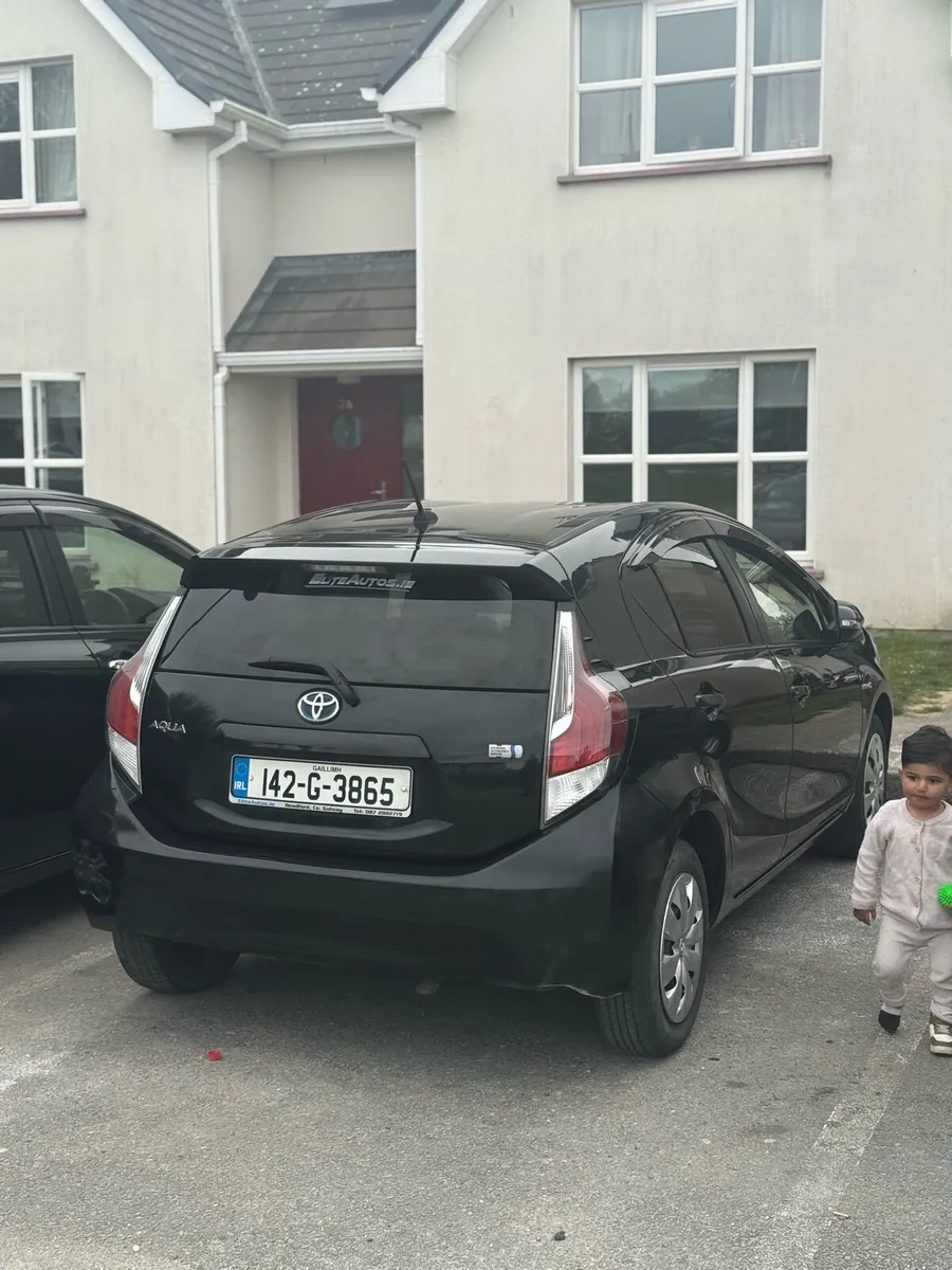 Car - Image 2