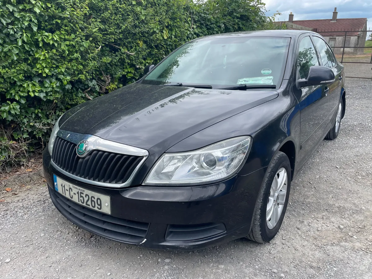 Skoda Octavia 2011 Diesel - Image 1
