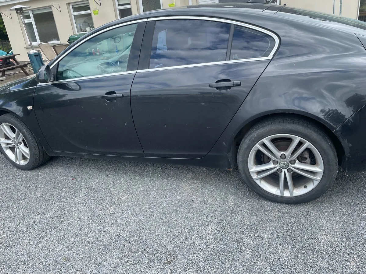 Vauxhall Insignia - Image 4