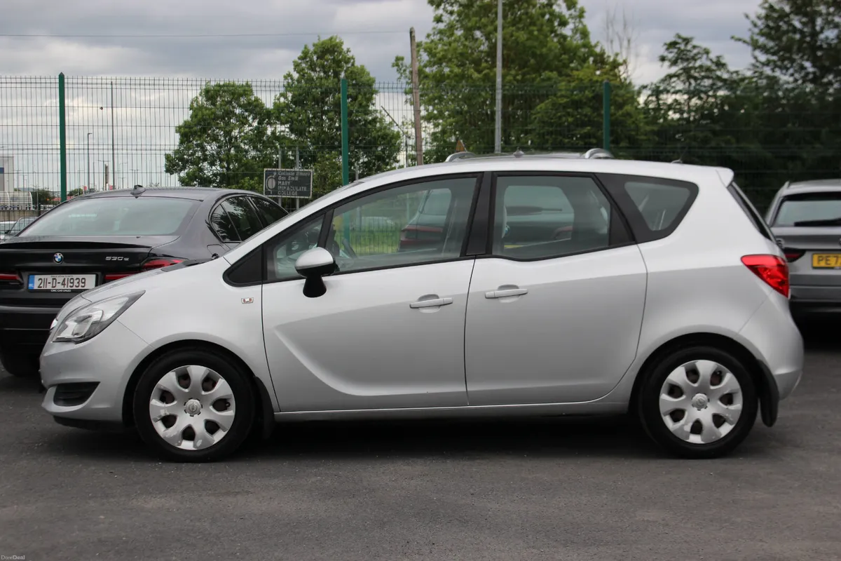 Opel Meriva 2017 1.4 T Auto . Only 71kms - Image 4