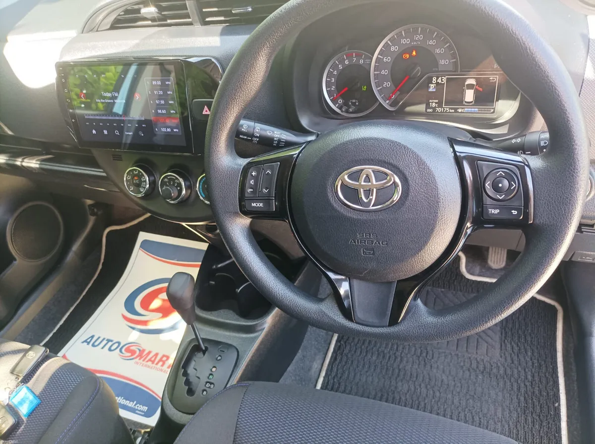 Toyota Yaris 1.3 Petrol Automatic, 2016 - Image 4
