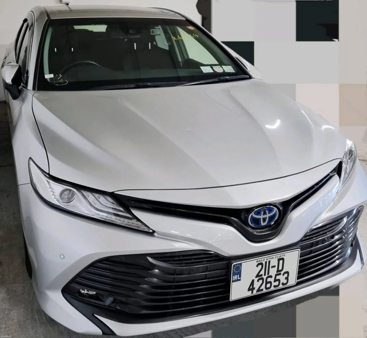 TOYOTA CAMRY X 2021 LOW MILEAGE ONLY 31000KMS - Image 2