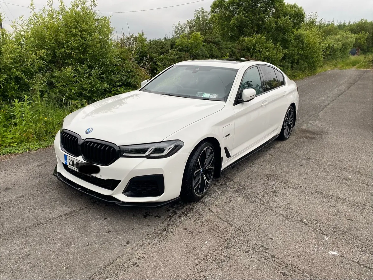 BMW 530e Xdrive - Image 1