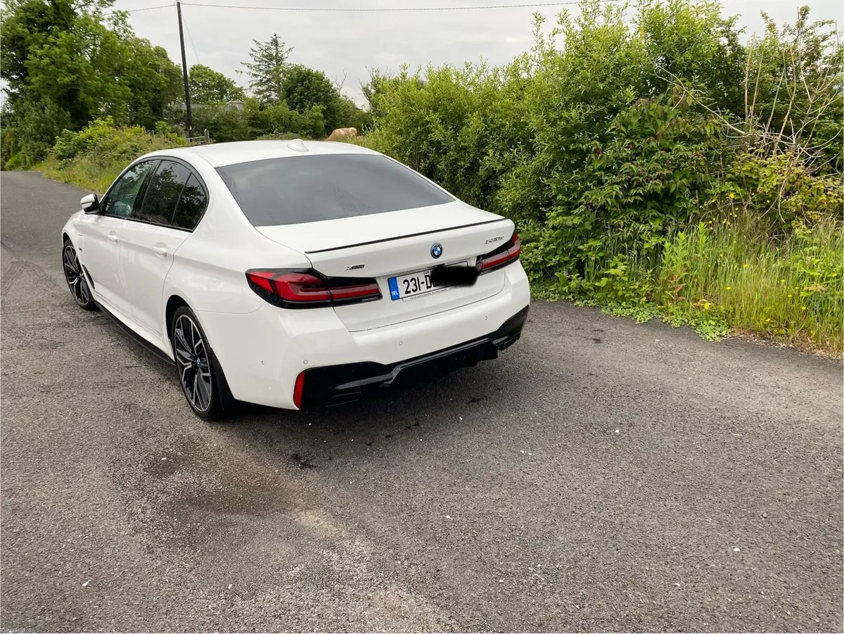 BMW 530e Xdrive - Image 4