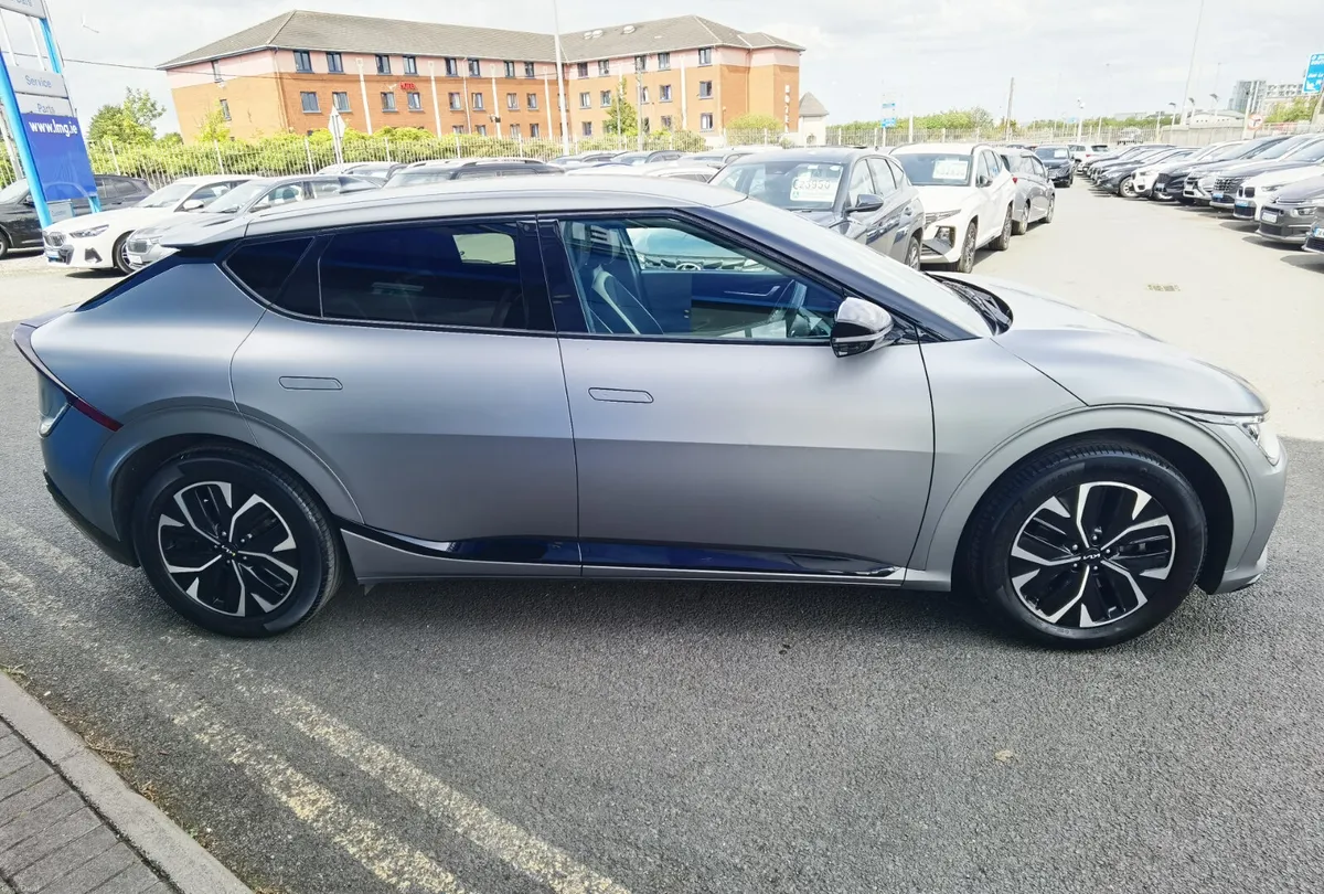 Kia EV6 GT LINE 2022 - Image 4