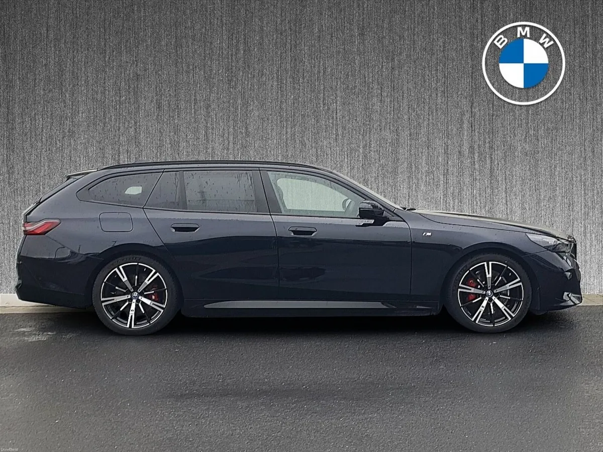BMW 5-Series 530e M Sport Pro - Image 3