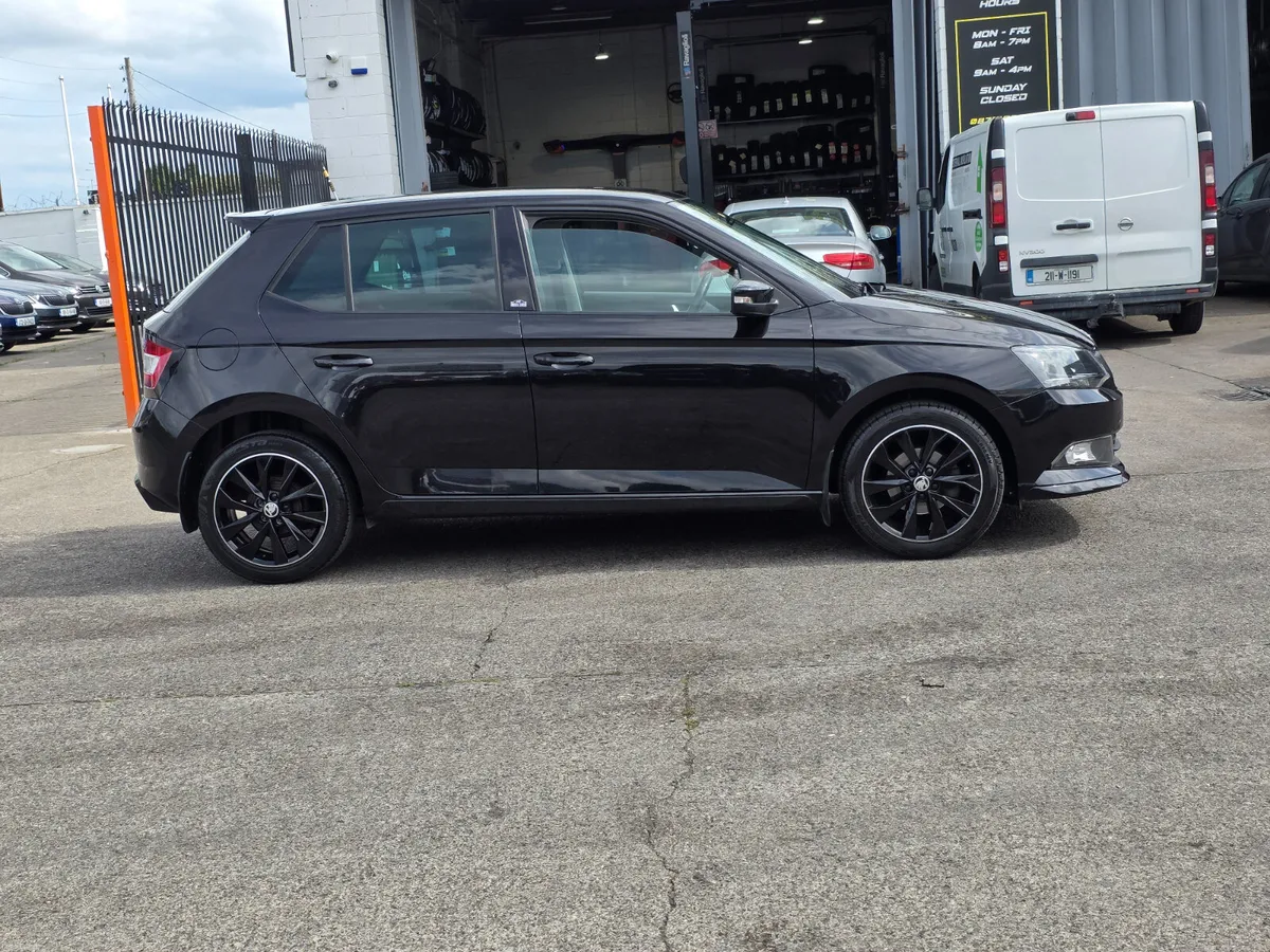 Skoda Fabia MONTE CARLO 1.0MPI - Image 4