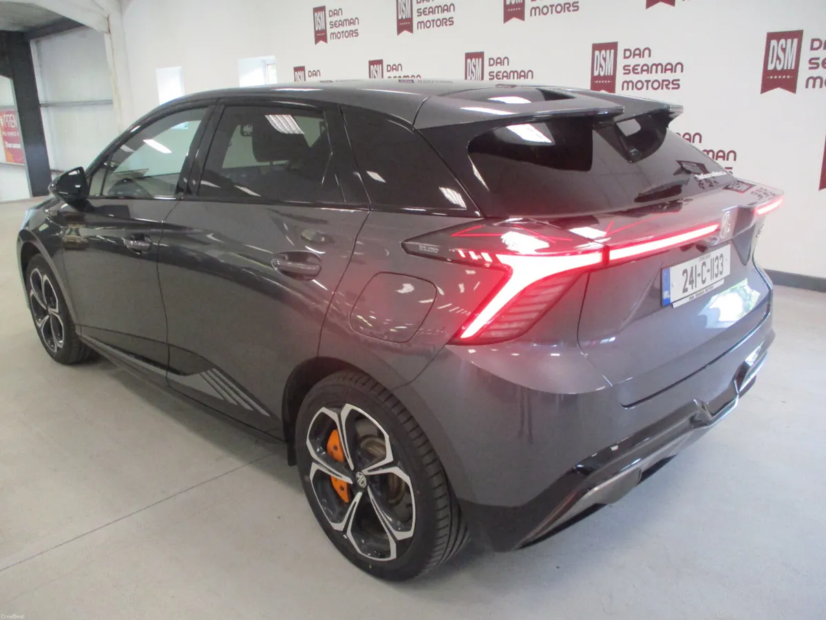 MG MG4 X POWER EV 2024 - Image 5