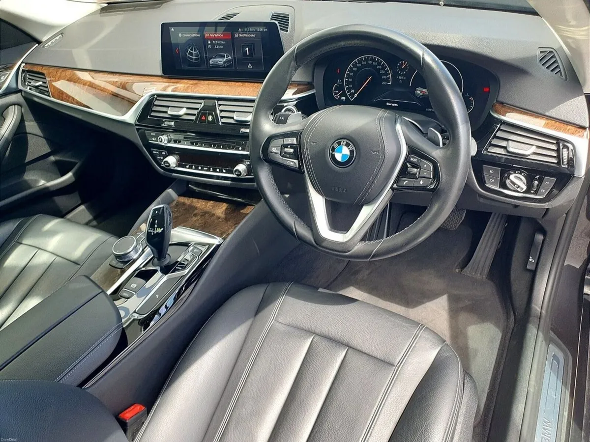 BMW 5-Series 520d xDrive SE Auto - Image 6