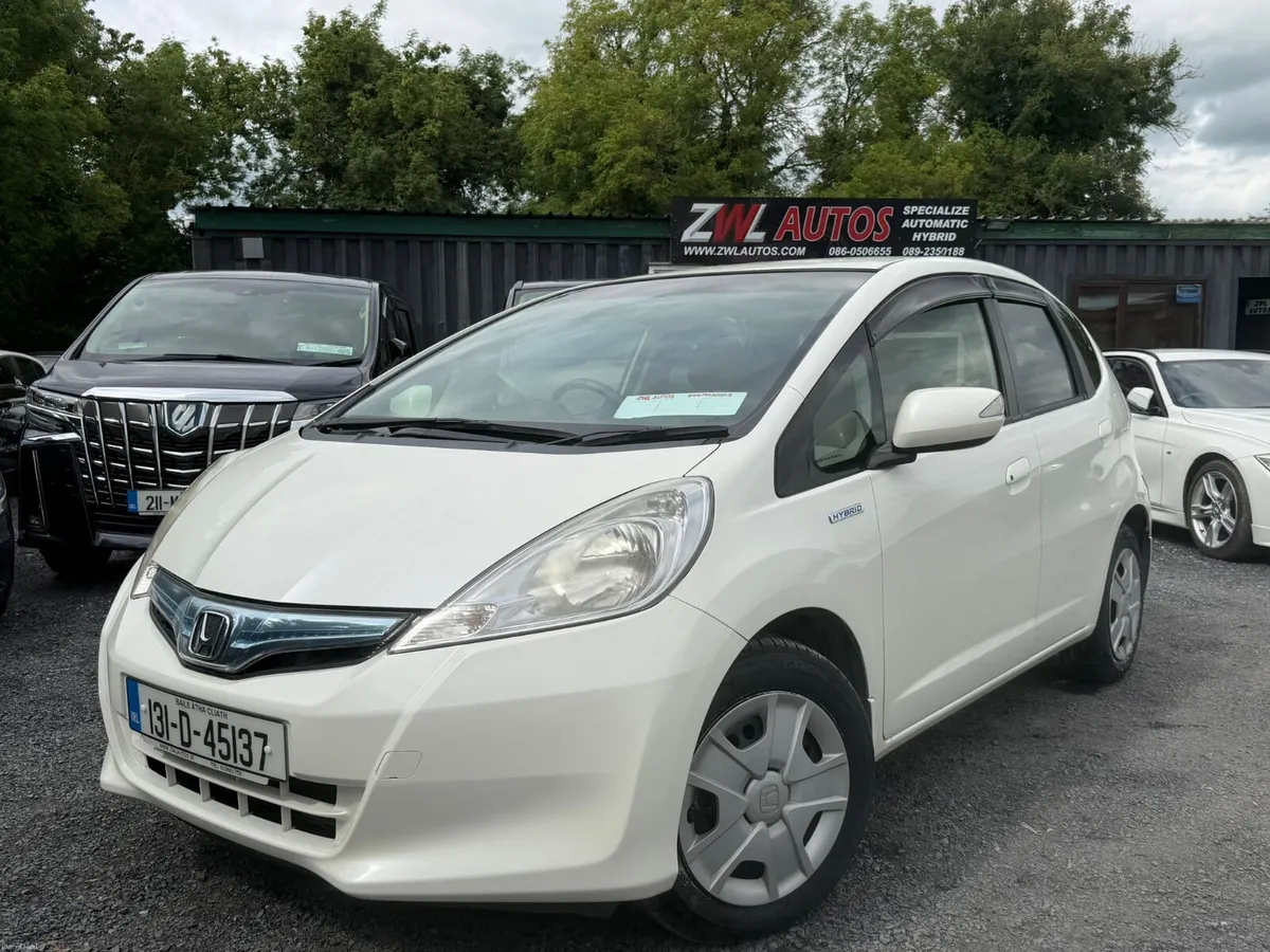 131 Honda Fit HYBRID 1.3 - Image 1