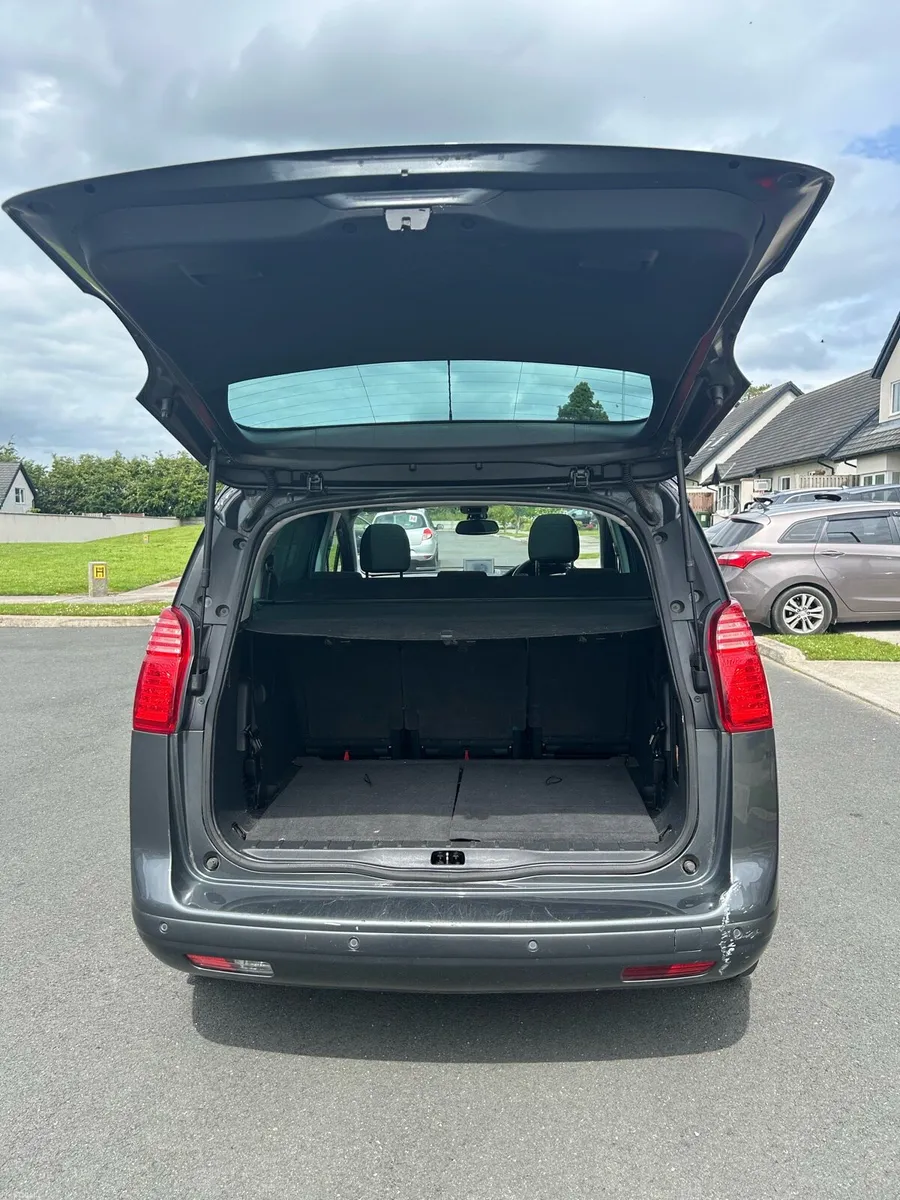 2014 Peugeot 5008 1.6 E-HDI Automatic - Image 5