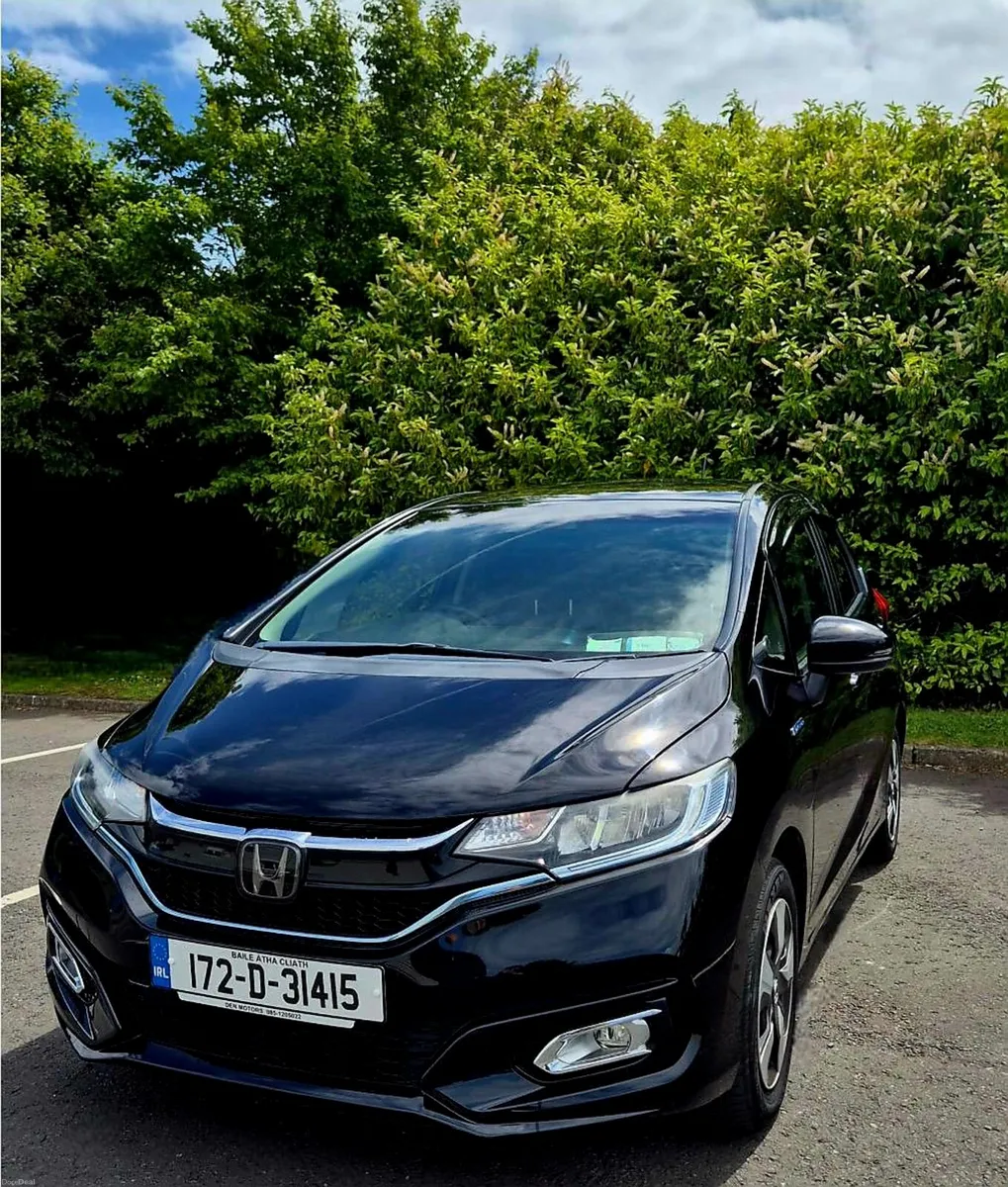 Honda Fit 2017 - Image 2
