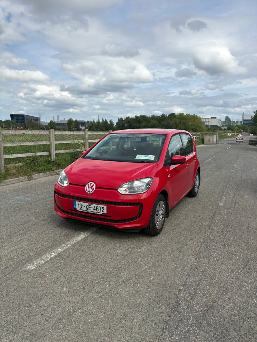 2013 Volkswagen UP - Image 2