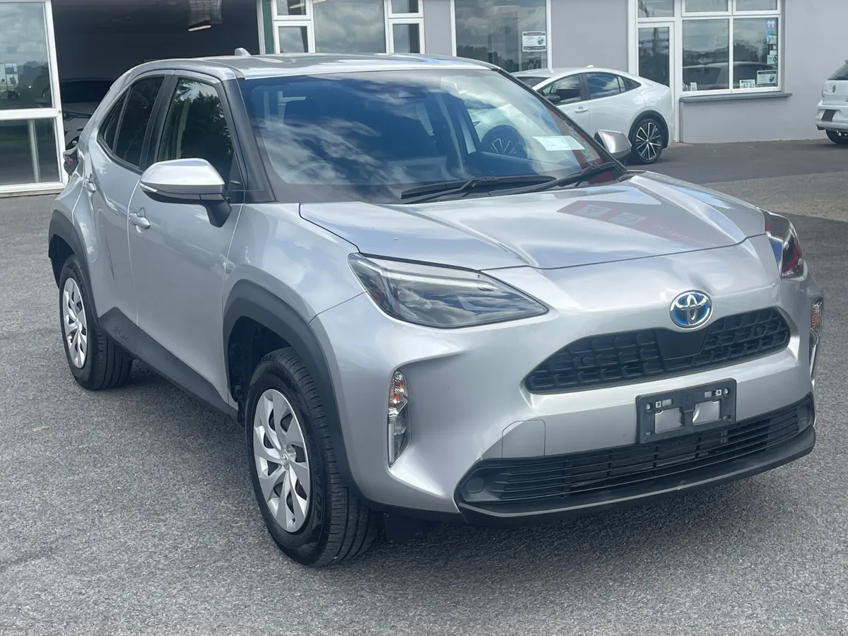 TOYOTA YARIS CROSS - Image 1