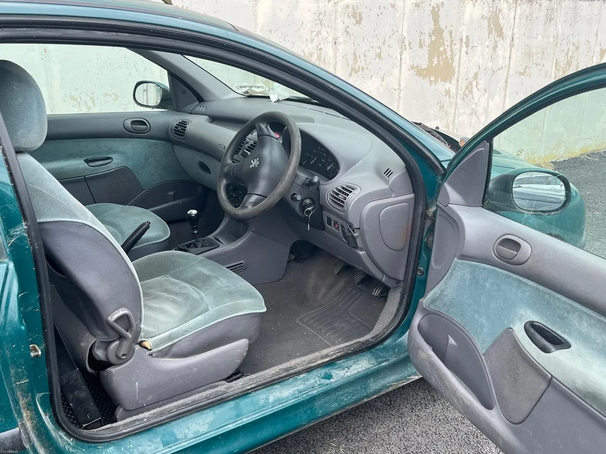Peugeot 206 1999 - Image 4