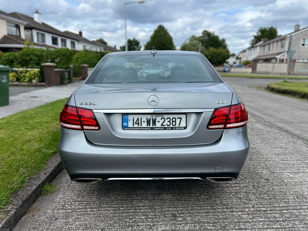 Mercedes benz E 220 CDI - Image 4
