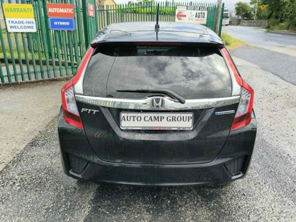 Honda Fit Petrol Hybrid 1.5 L - Image 6