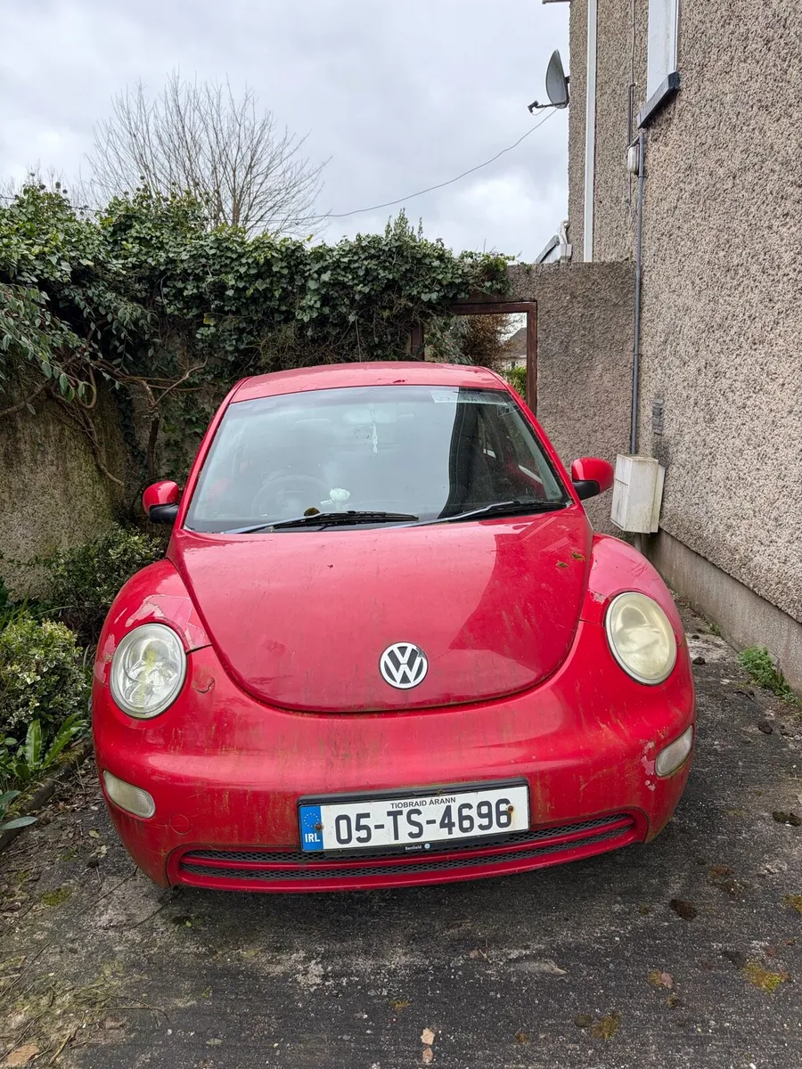 Volkswagen Beetle 2005 - Image 2