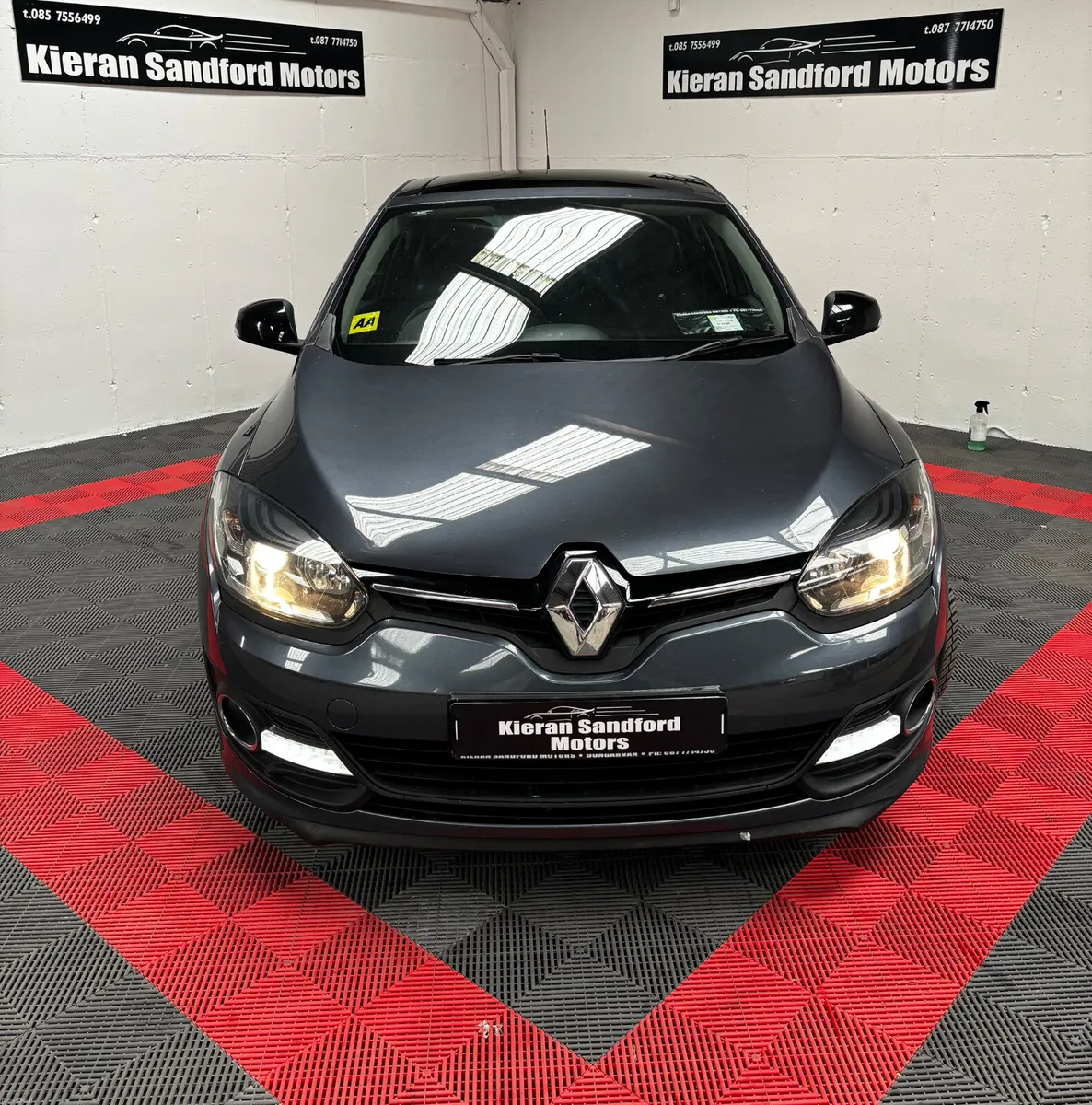 2015 - Renault Megane - Image 2