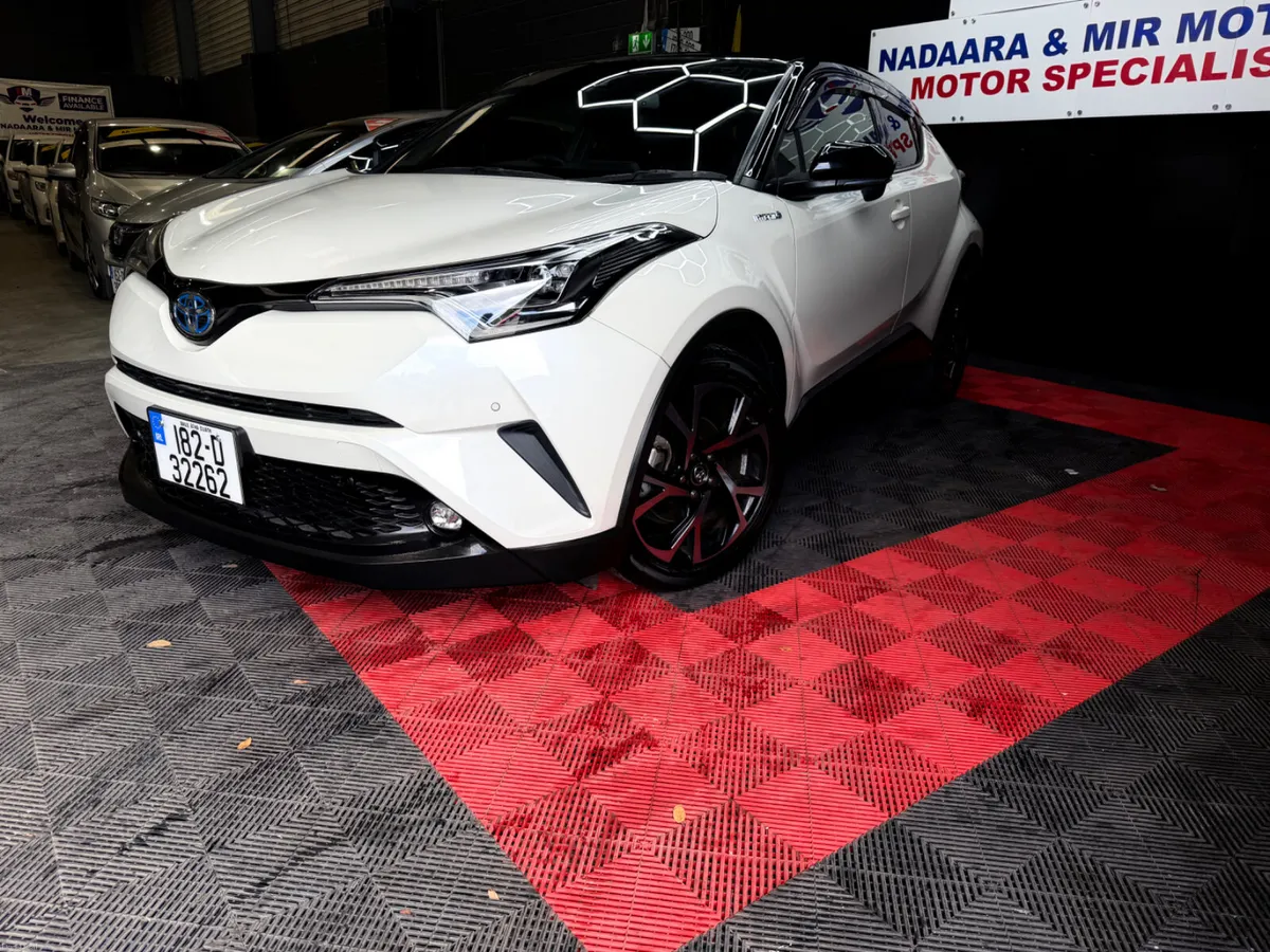 Toyota C-HR 2018 Hybrid ( Automatic ) - Image 4