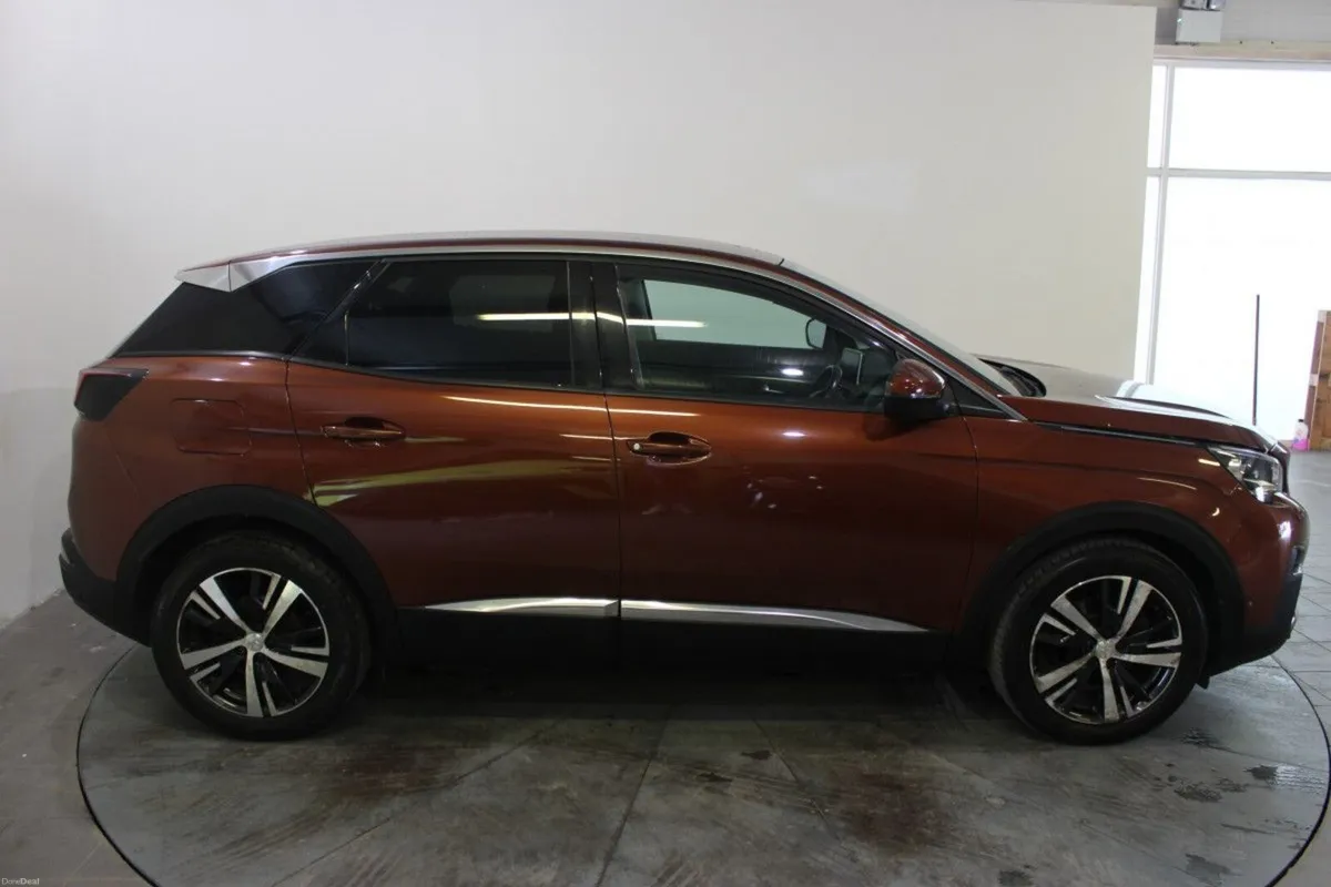 Peugeot 3008 1.6 BlueHDi 120bhp S&S Allure - TENDE - Image 3
