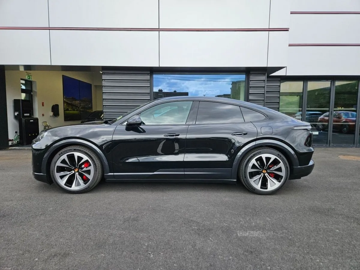 Porsche Cayenne S Coupe Electric - Image 3