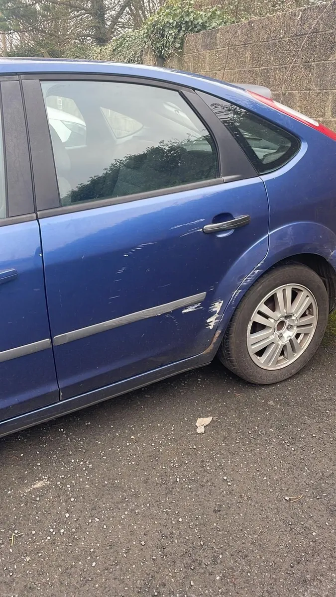 Ford Focus 2007 - Image 2
