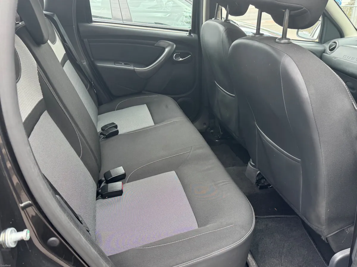 Dacia Duster Lovely high driving position - Image 4