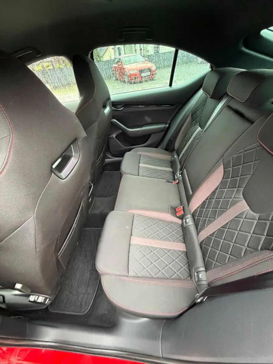 Skoda Octavia 2021 - Image 3