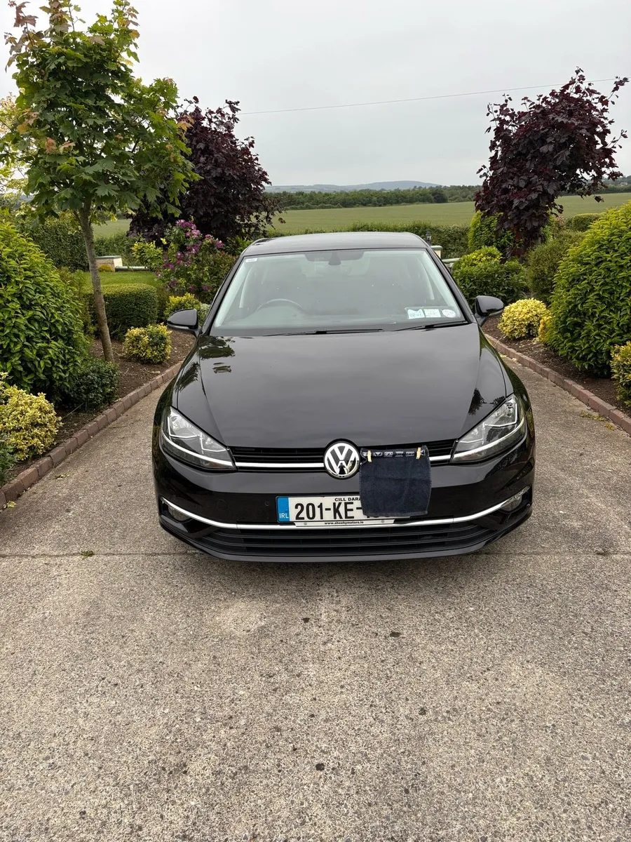 VW GOLF DIESEL 201 reg IRISH not estate - Image 1