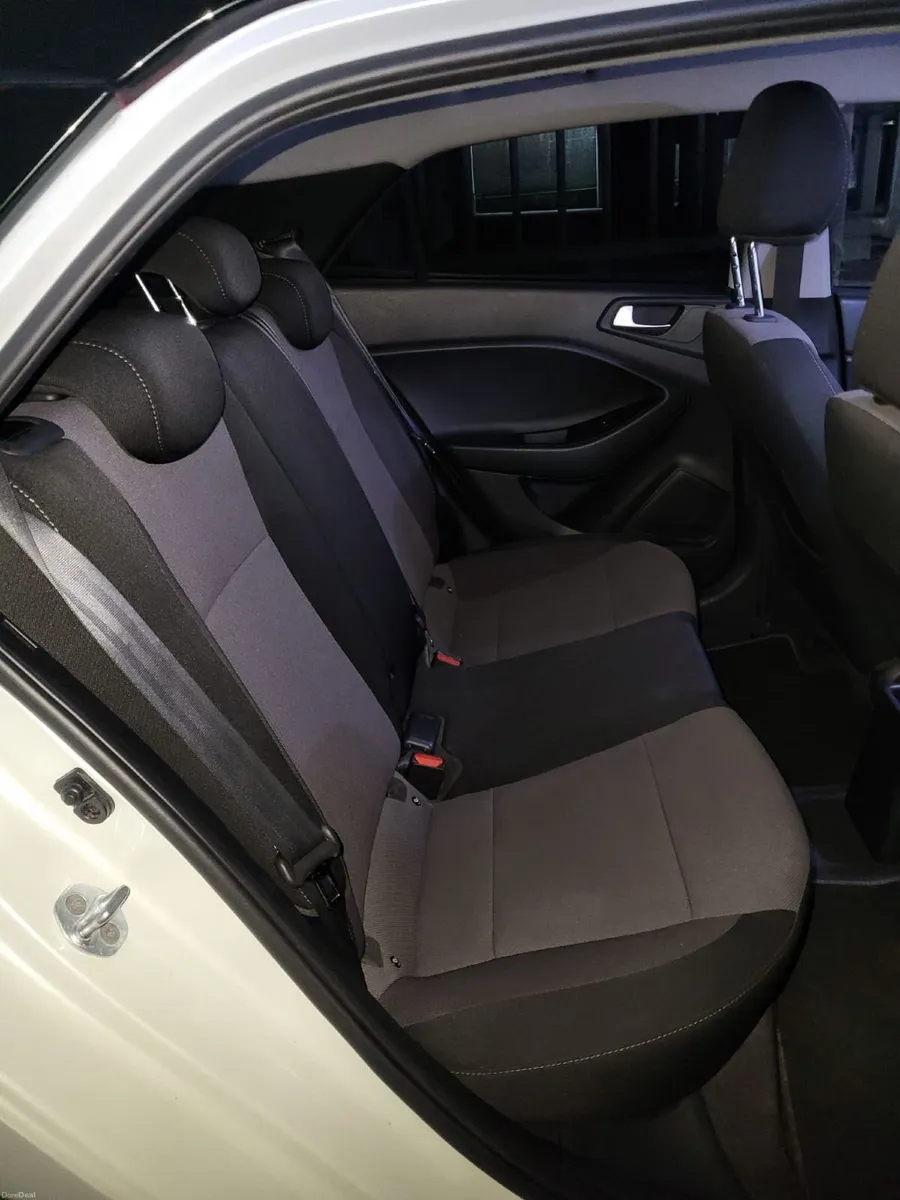 Rare Hyundai i20 Active 2016  crossover for sale. - Image 4
