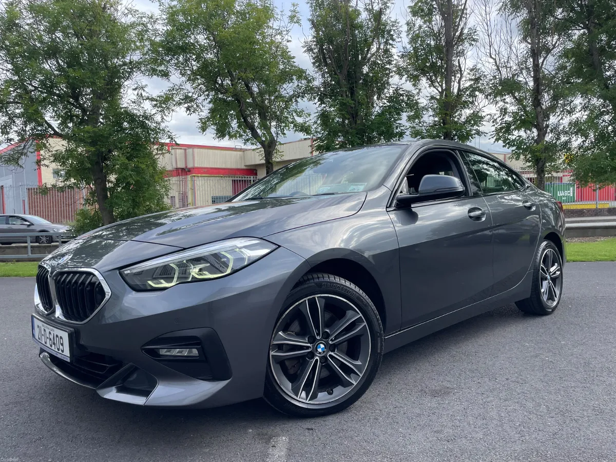 218d - SPORT-AUTO-APPLE PLAY-LEATHER-LOW TAX - Image 1