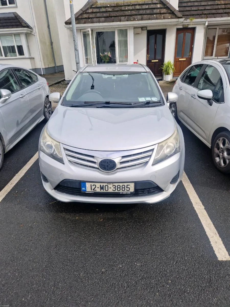 2012 toyota avensis d4d - Image 1